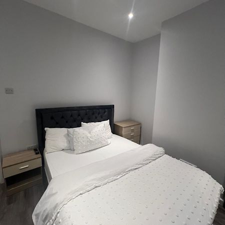 Spencer Bridge Rooms By Afl Northampton Luaran gambar